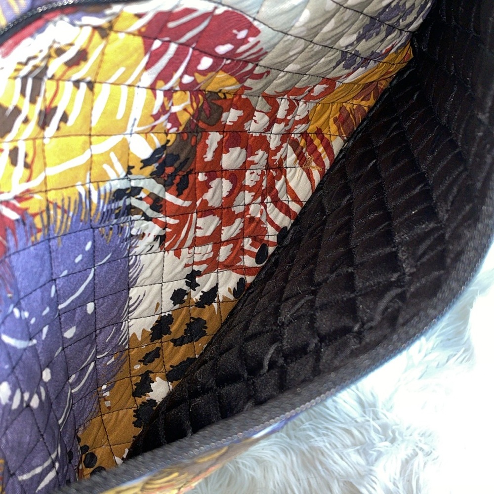 Vera Bradley Stroll Around Bag in Painted Feathers - Picture 15 of 16